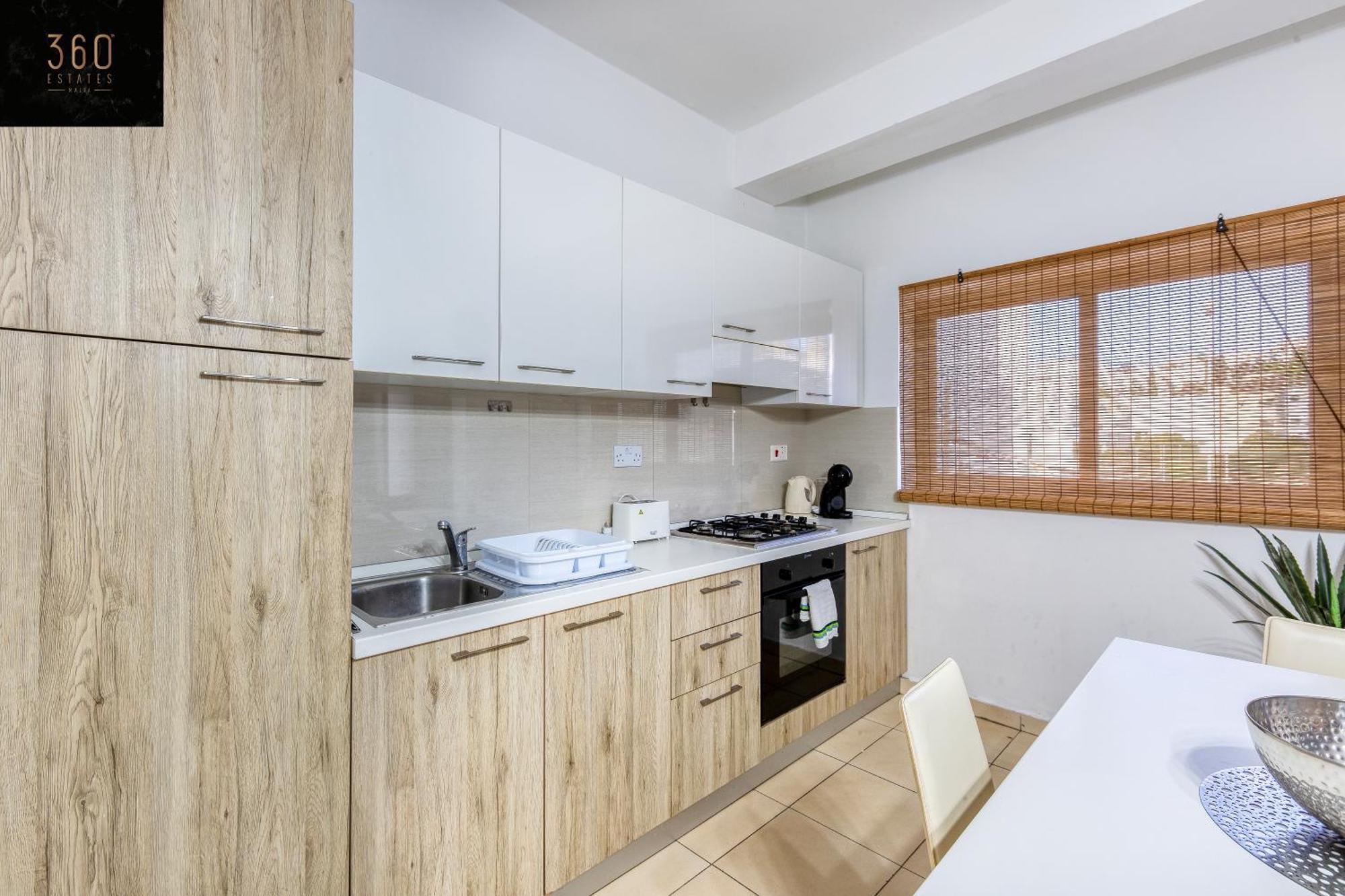 Stylish 2Br Meridian Suite In Central St Julians By 360 Estates Saint Julian's ภายนอก รูปภาพ